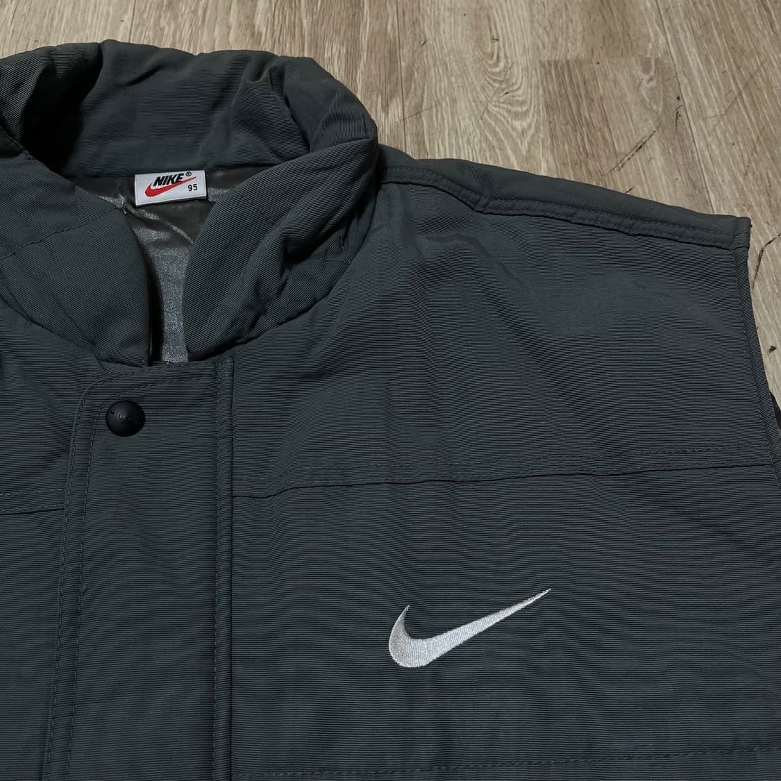 나이키 올드스쿨 90s 스우시 조끼 M/95 상품이미지4