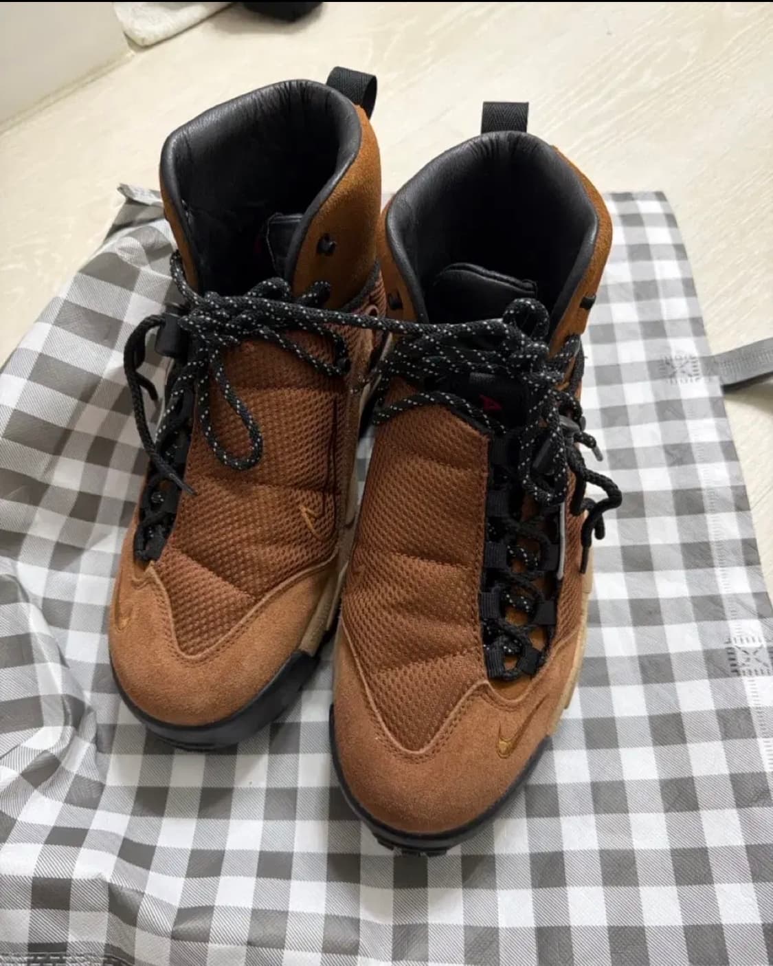 나이키 사카이 마그마스케이프 상품이미지1