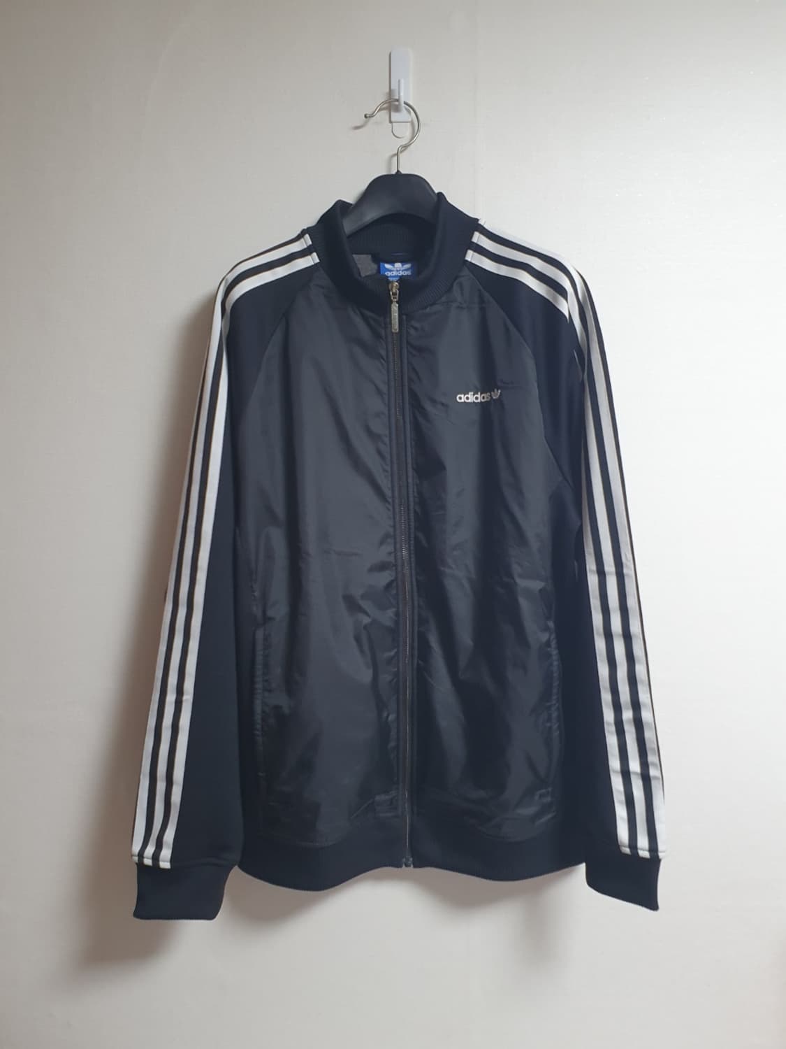 아디다스 오리지널스 우븐 배색 삼선 트랙탑 져지 블랙 105 상품이미지1