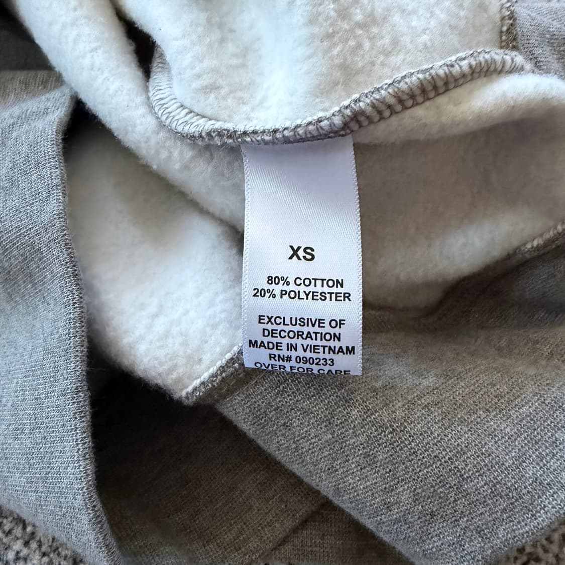 에센셜 모크넥 맨투맨 상품이미지4