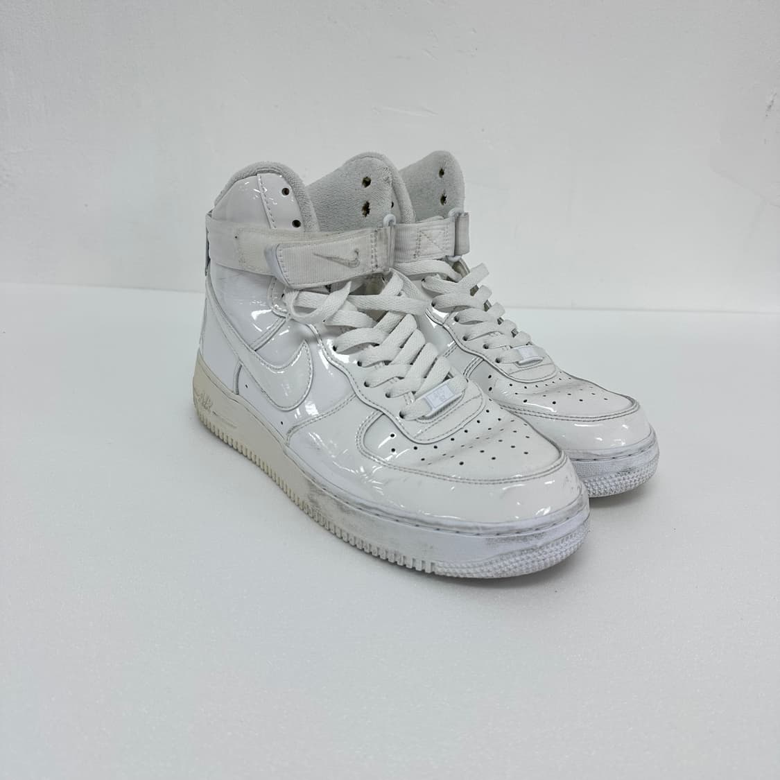 NIKE 나이키 에어포스1 하이 레트로 흰색 270 상품이미지2