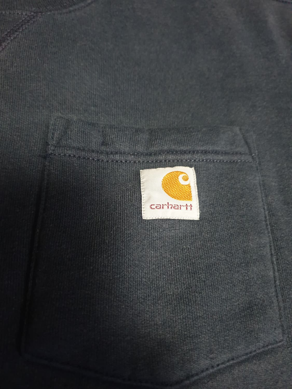 (품절제품) 칼하트 미드웨이트 루즈핏 포켓 스웻 맨투맨 네이비 (M) 상품이미지3