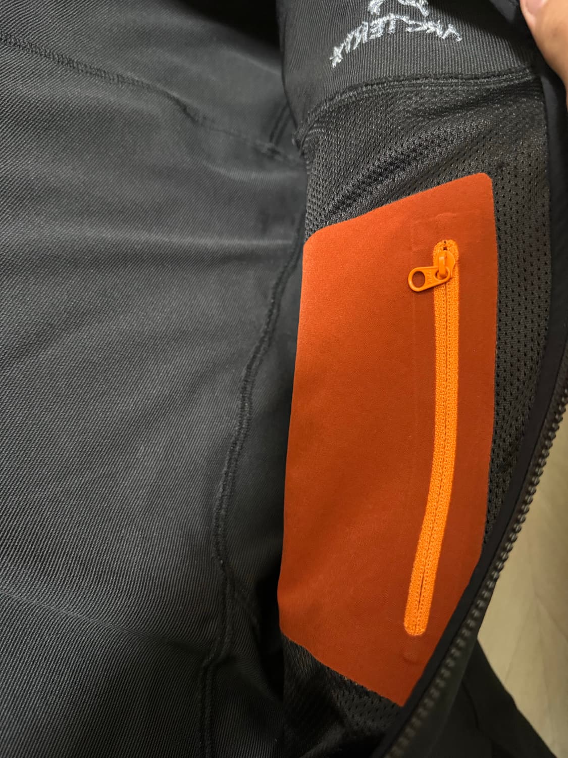 아크테릭스 감마 바람막이 95-100 s 상품이미지4