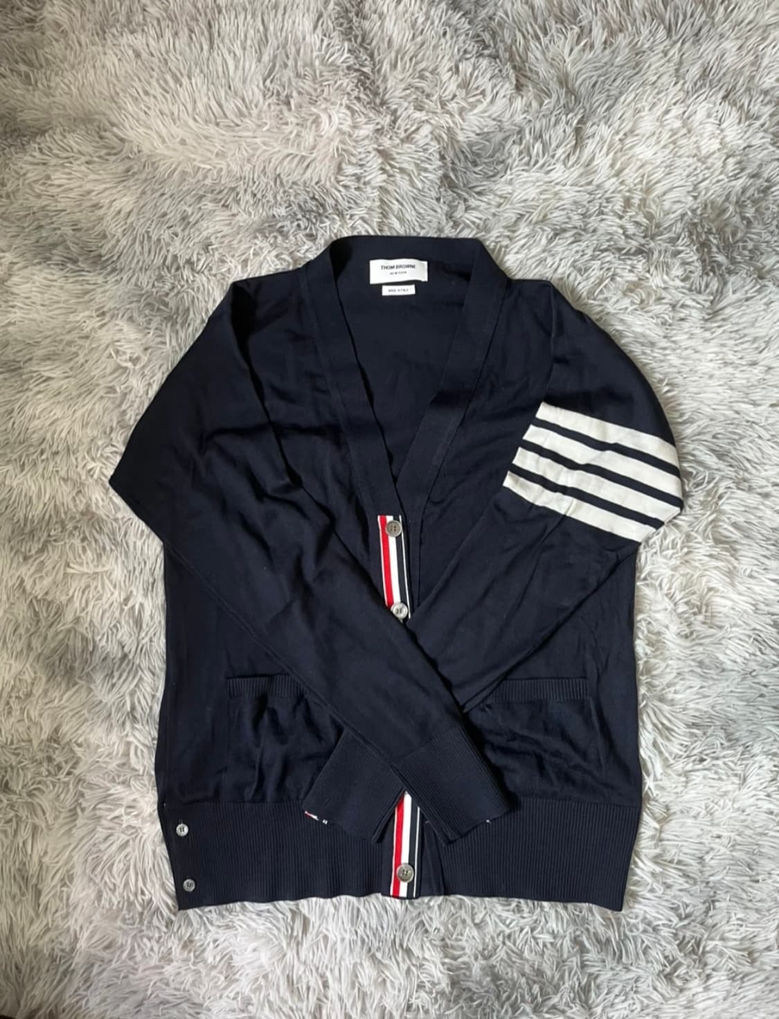 톰브라운 메리노울 가디건 팝니다 상품이미지1