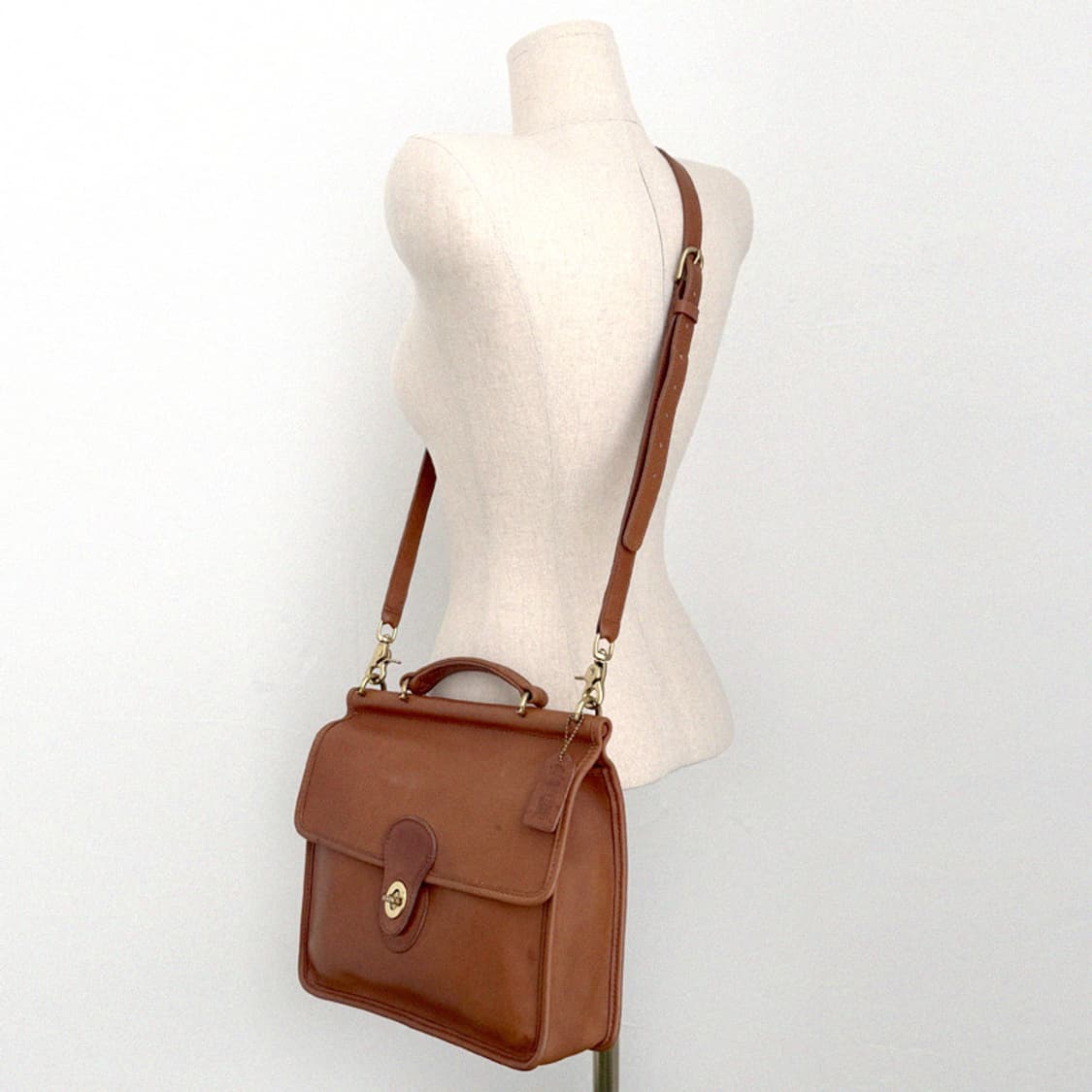 올드 코치 윌리스 브라운 크로스바디 숄더백 상품이미지2