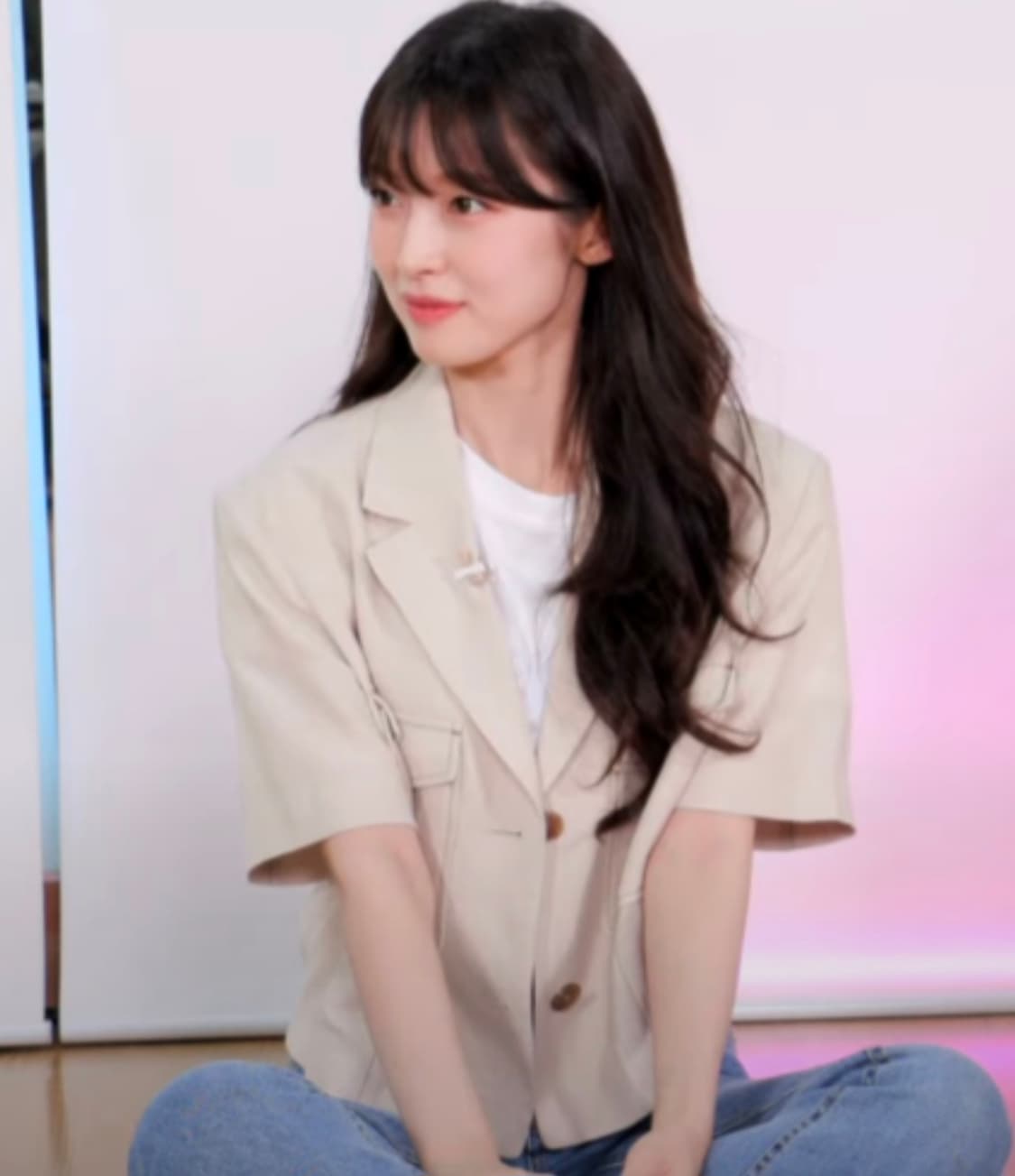 루에브르 반팔 자켓 (오마이걸 아린 착용) 상품이미지5