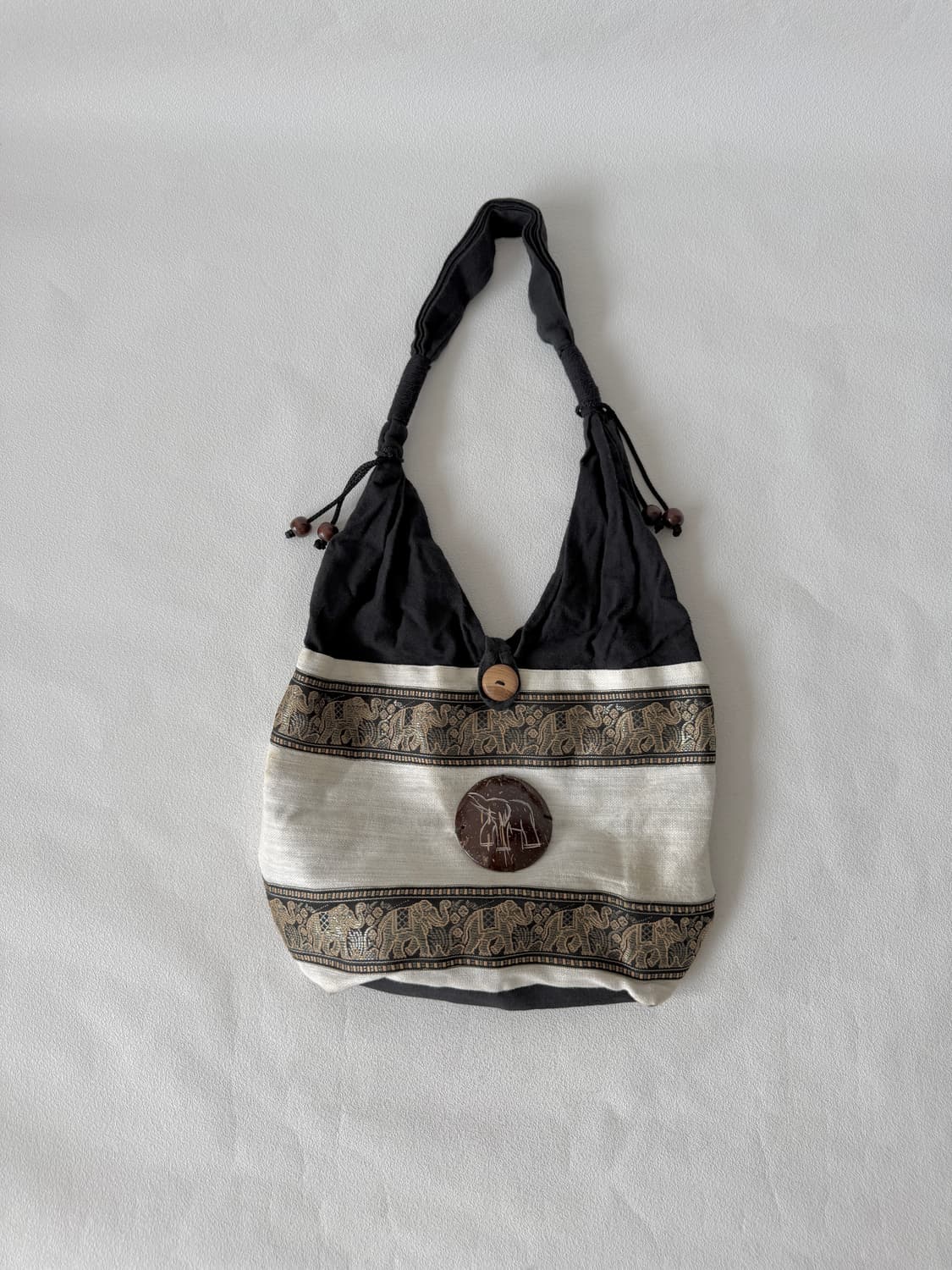 Pre owned 에스닉 숄더백 상품이미지1
