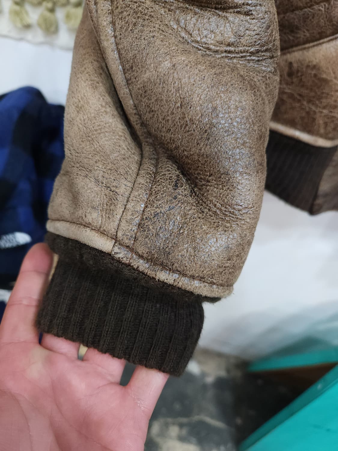 아비렉스 80s B6 양가죽 항공 무스탕 점퍼
​
 상품이미지4