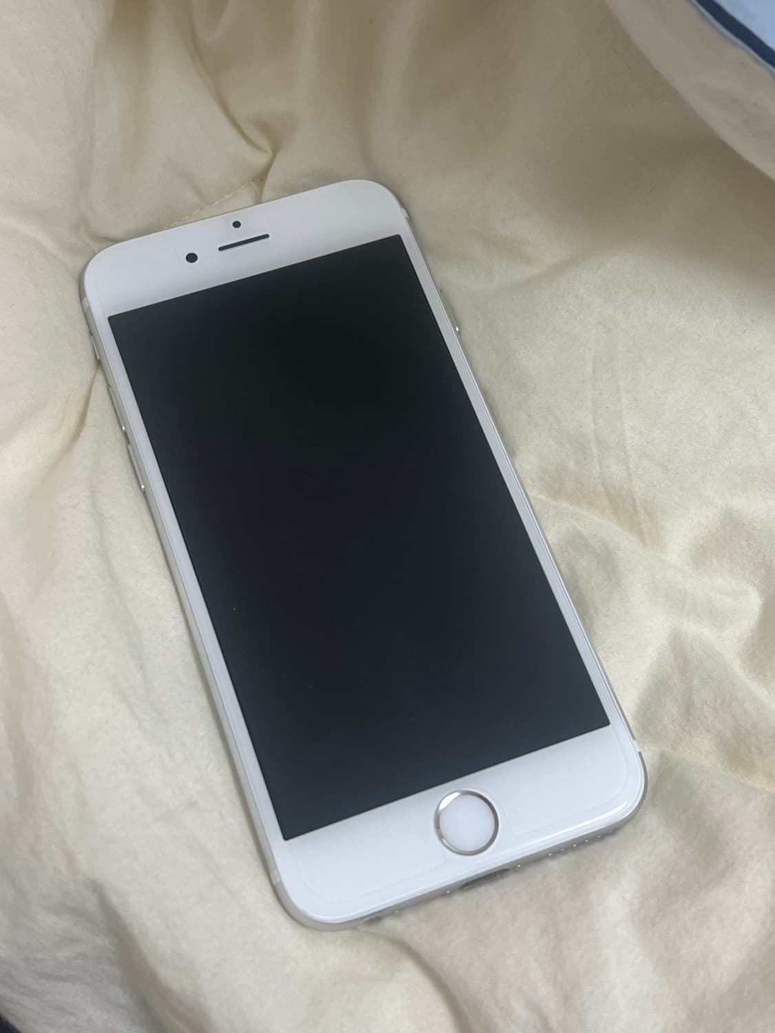 아이폰6s 실버 64GB 상품이미지2