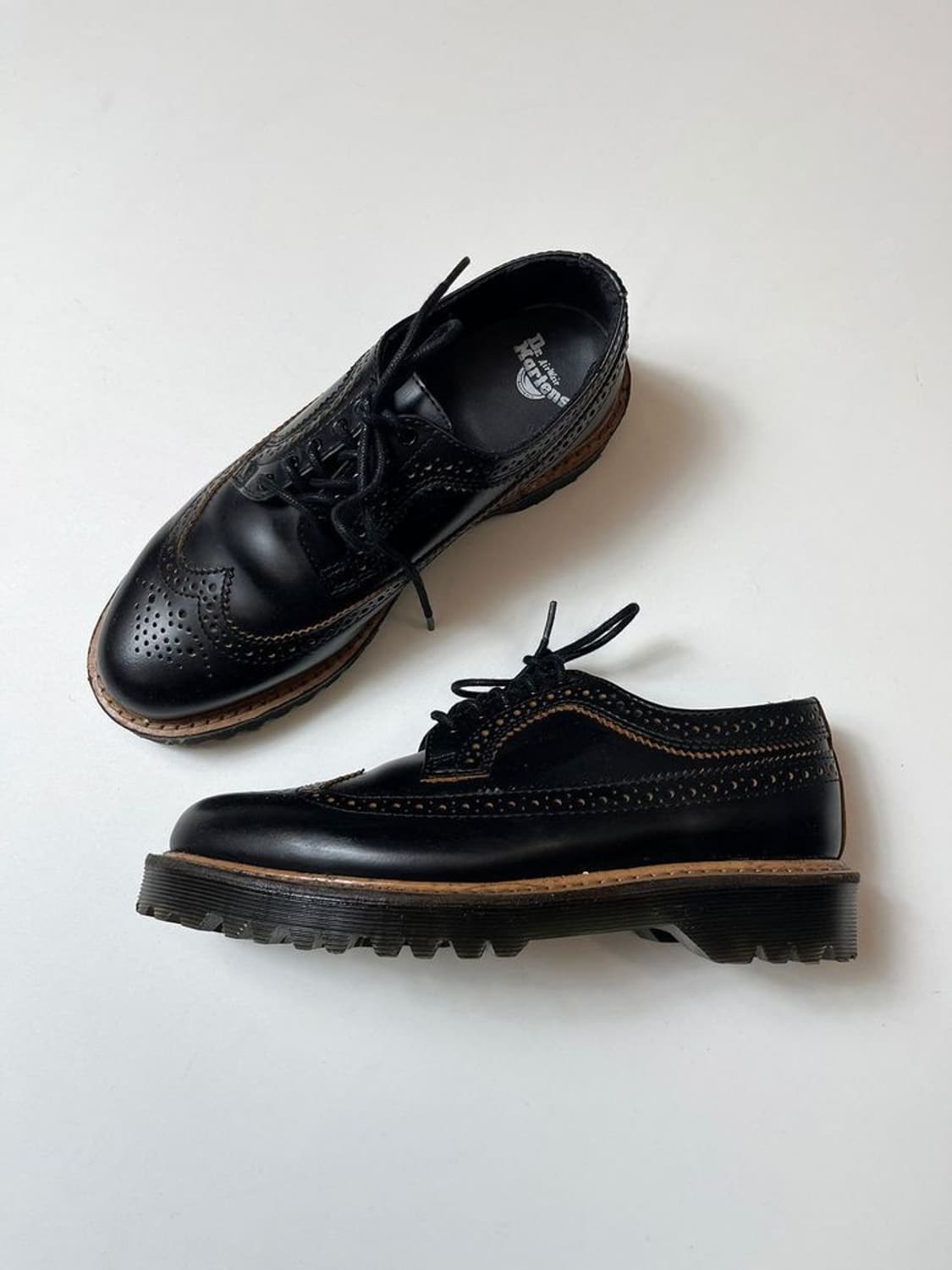 닥터마틴 3989 윙팁 로퍼 Q1312 상품이미지1