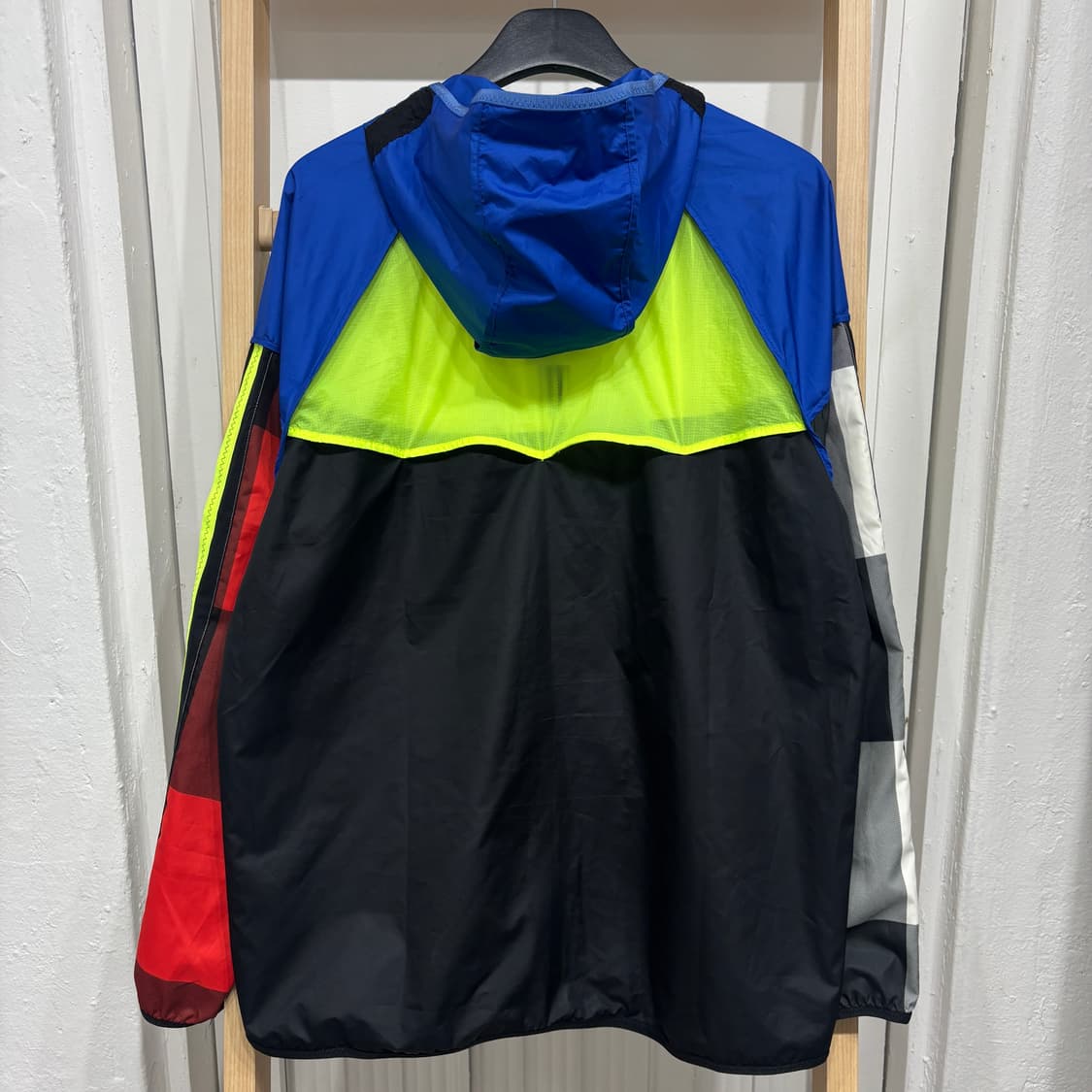 나이키 윈드브레이커 바람막이 상품이미지3