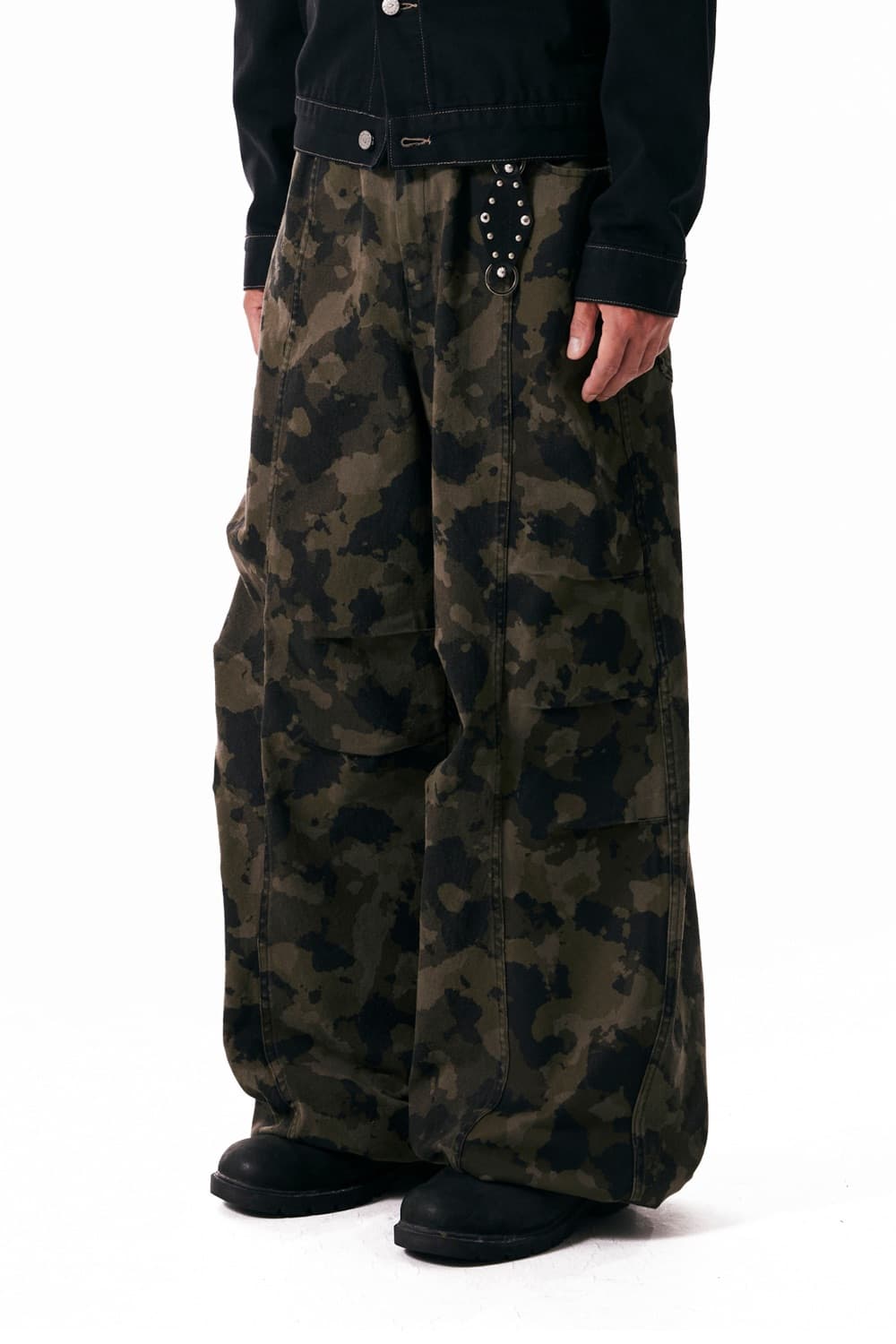 Aakam knee pin-tuck camouflage khaki 1 상품이미지1