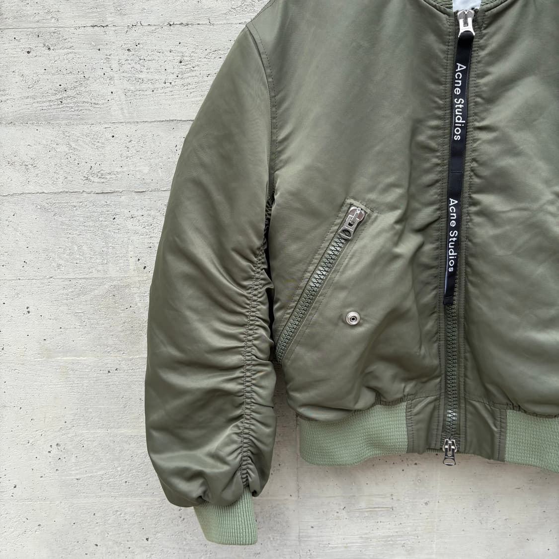 AW17 아크네스튜디오 밀리터리 그린 클레아 봄버 자켓 상품이미지3