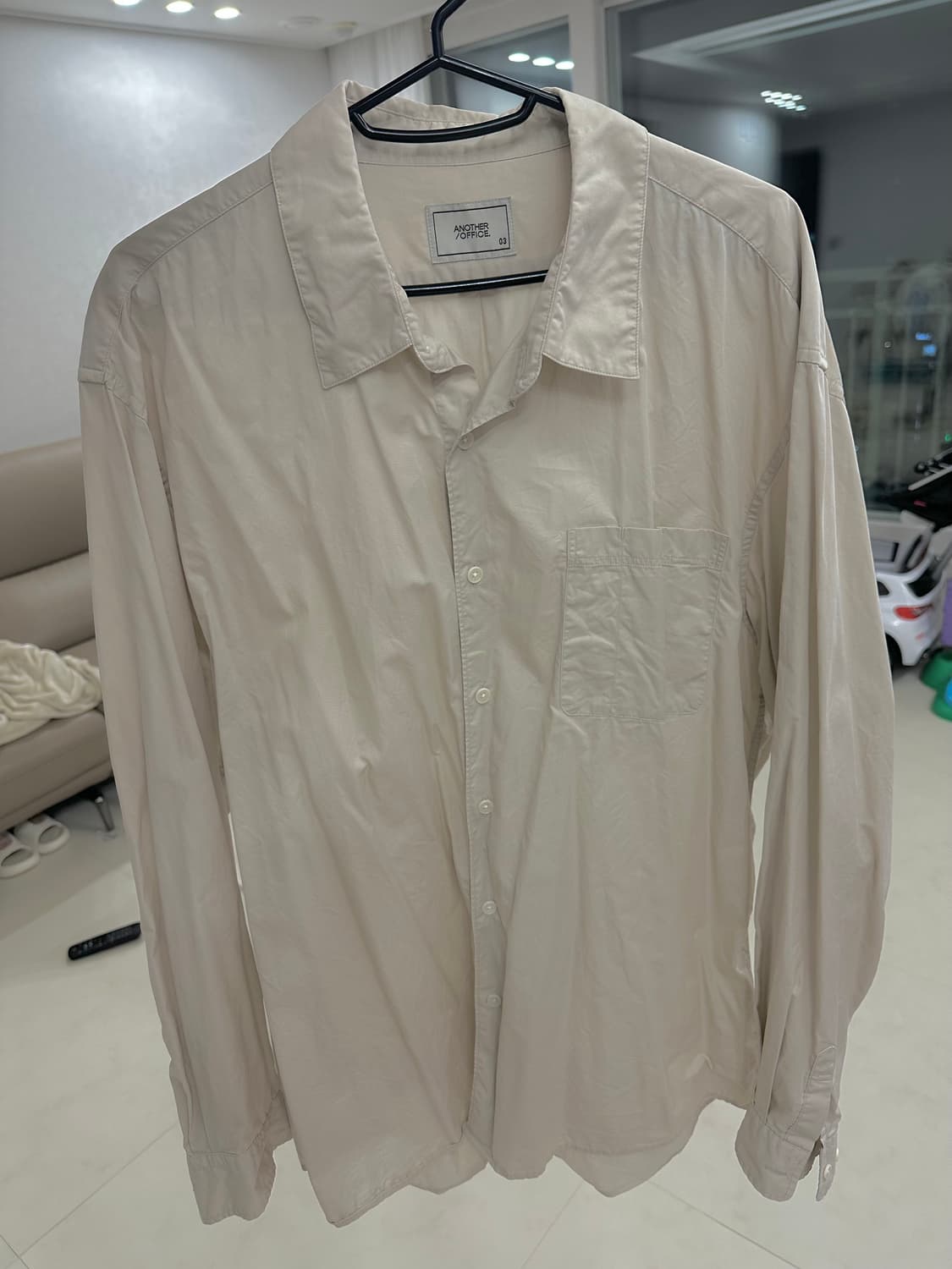 어나더오피스 다운타운 셔츠 아몬드 밀크 (3) 상품이미지2