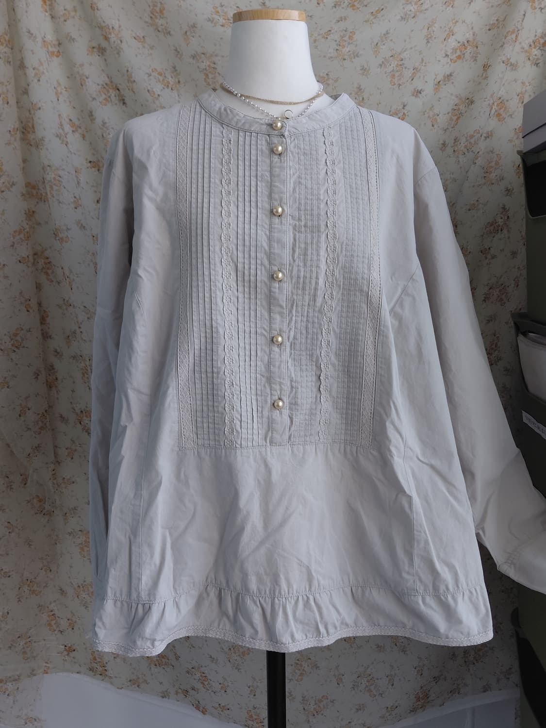 [일본빈티지] 레이스 핀턱 블라우스 아이보리 모리걸 상품이미지2