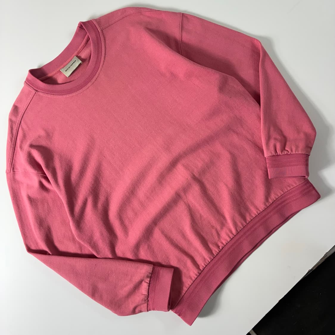 Solid homme  솔리드 옴므 코튼 피그먼트 핑크 맨투맨   상품이미지2