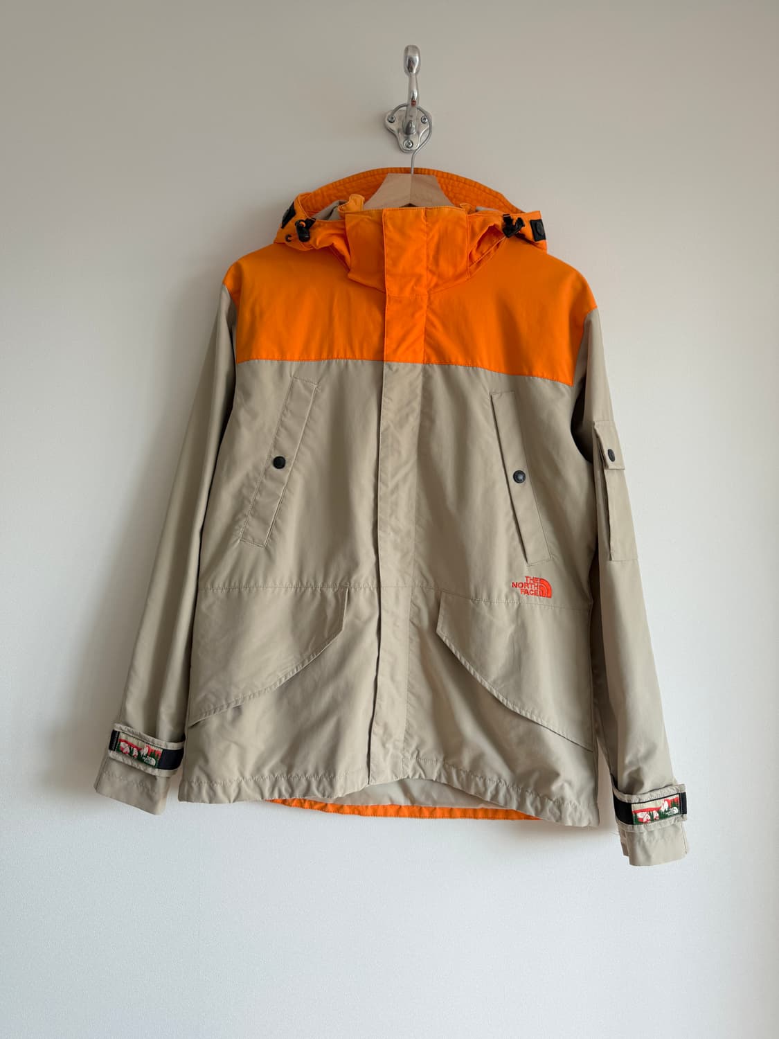 노스페이스(THE NORTH FACE) 윈드 브레이커 상품이미지1