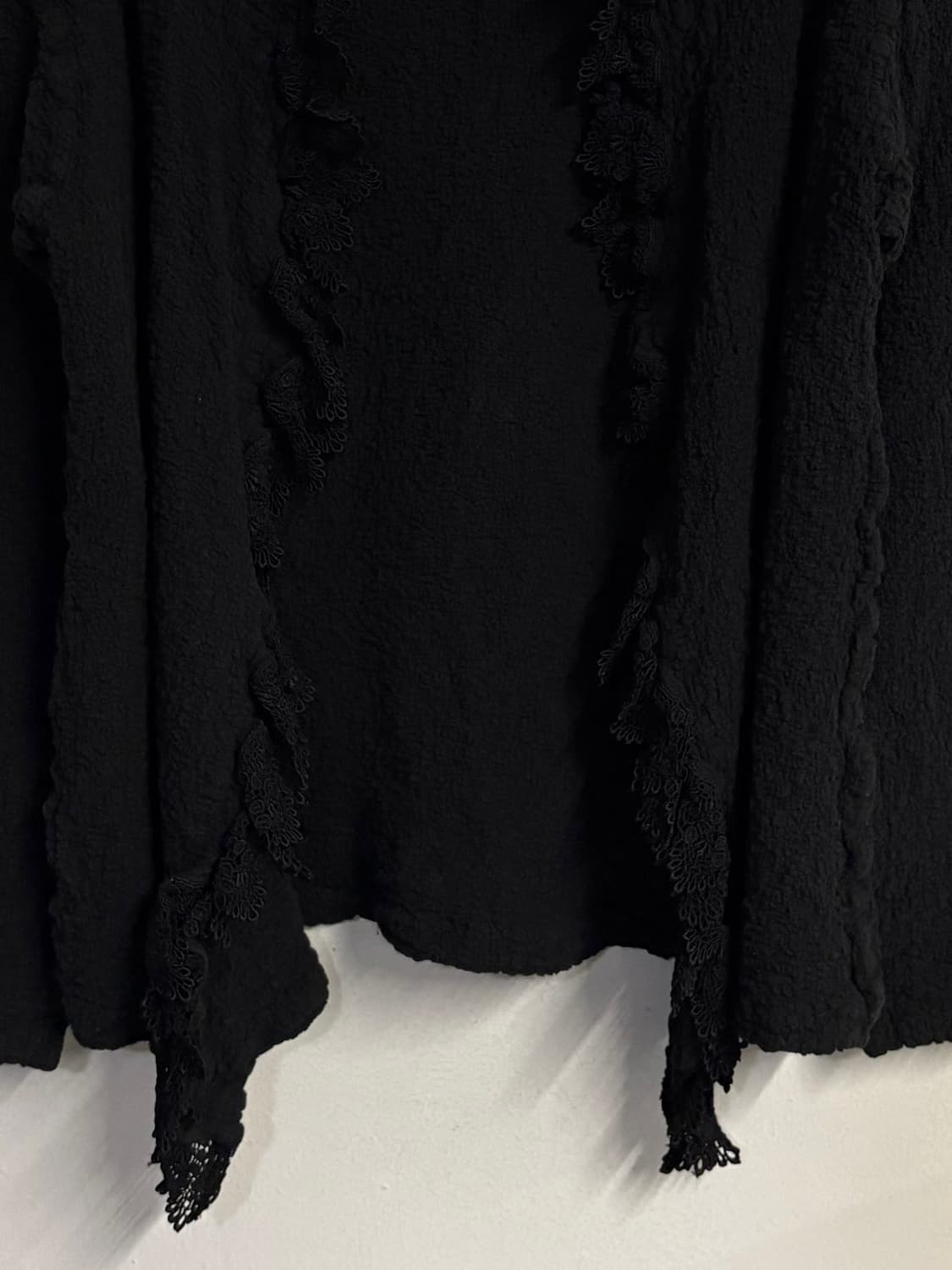 ISSEY MIYAKE me textured ruffle cardigan 상품이미지3