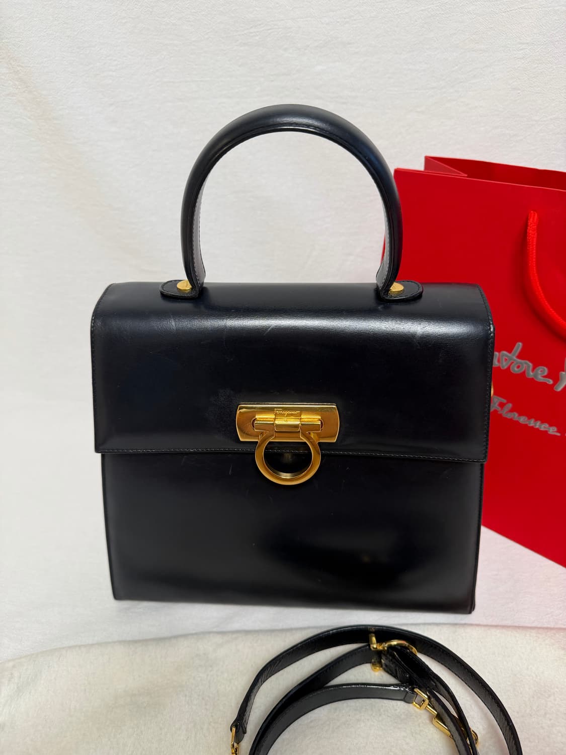 정품 페라가모 간치니 탑핸들백 블랙 차정원백 토트백 핸드백 크로스백 상품이미지5