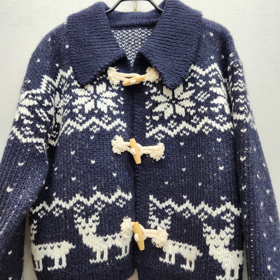 노르딕 눈꽃/사슴 패턴 크롭 더플 가디건 M~L 상품이미지2