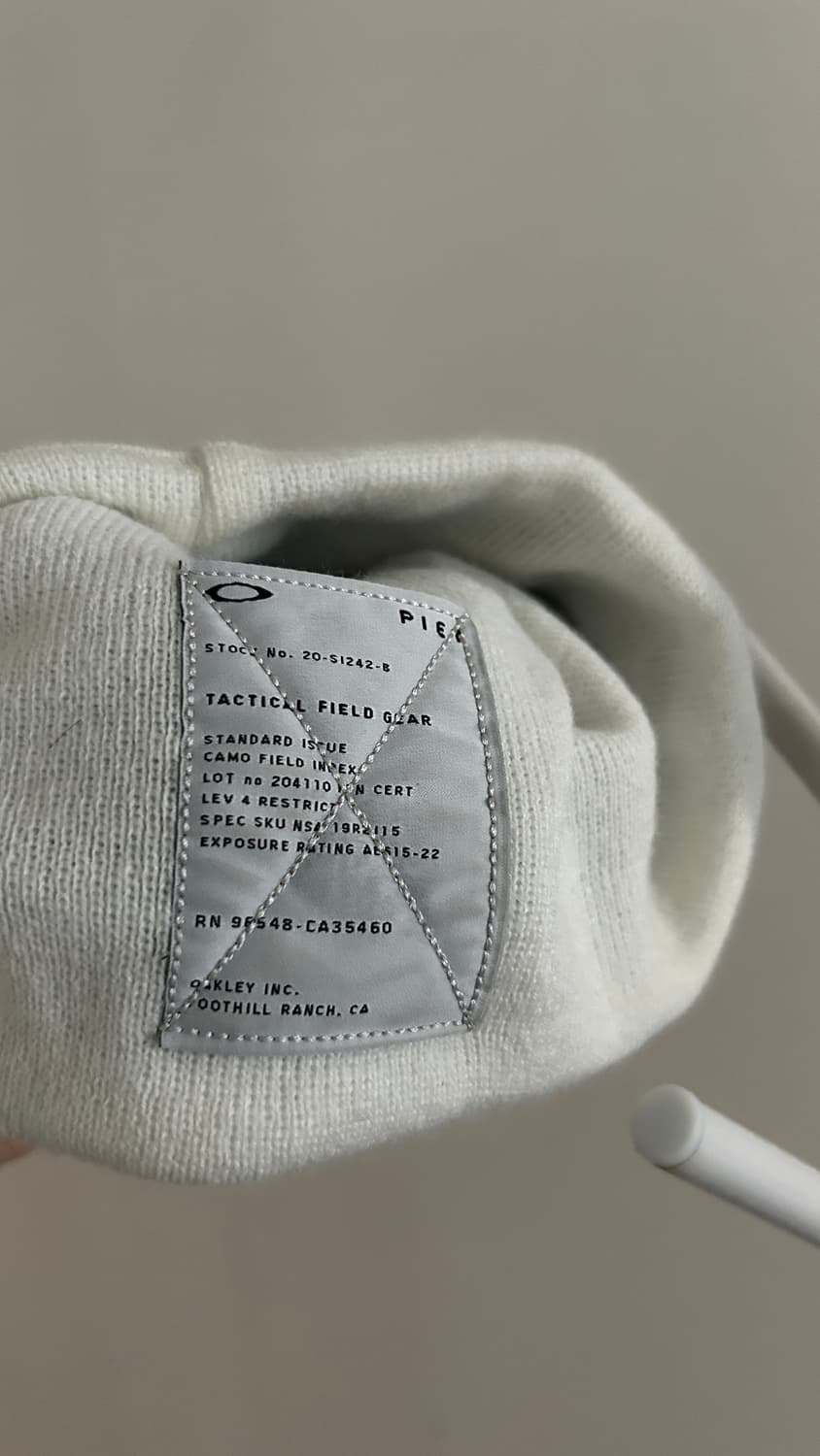 오클리x피에트 스컬 비니 본 화이트 상품이미지2