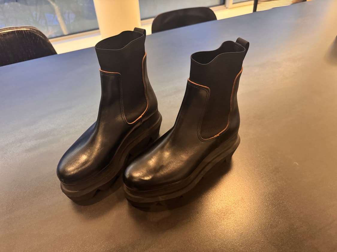 사카이 통굽 블랙 앵클부츠 37사이즈 상품이미지3