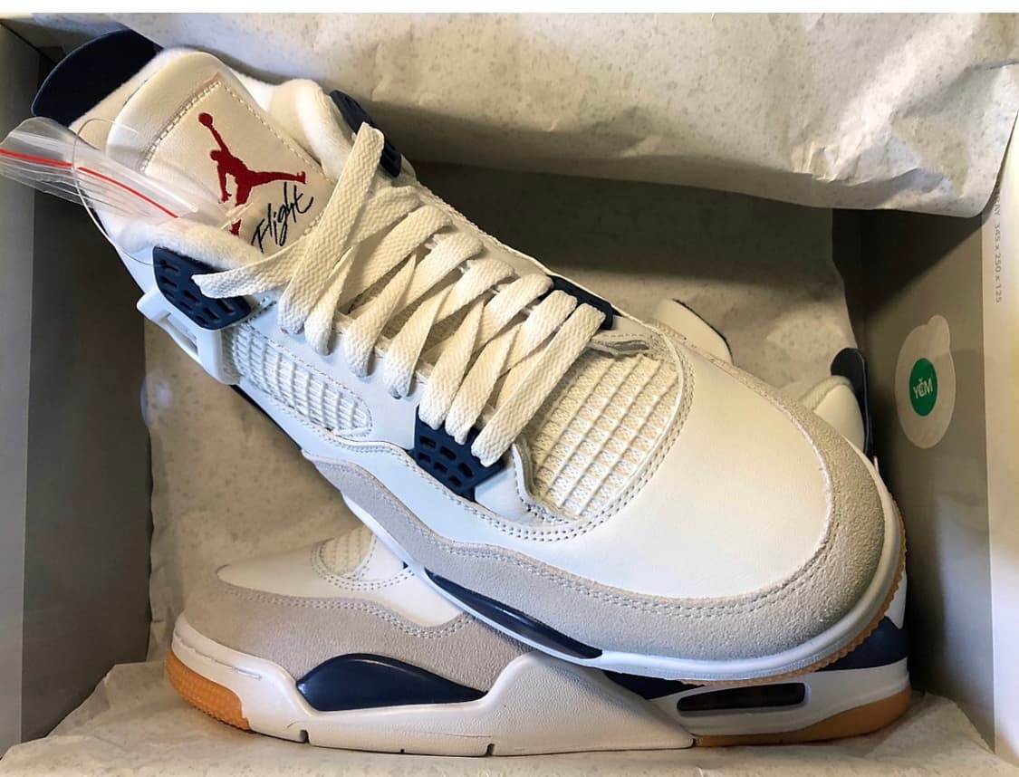 나이키 SB 조던 4 레트로 SP 네이비 색상 상품이미지1