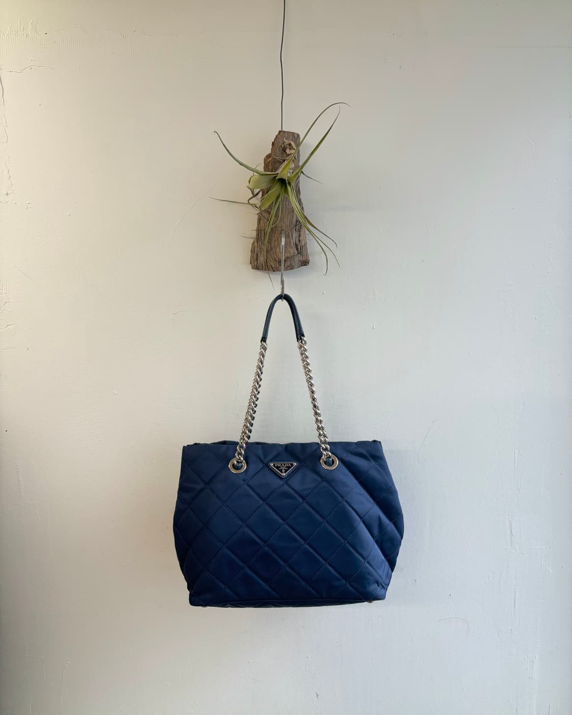 프라다 포코노 나일론 퀼팅 체인 숄더백 상품이미지1