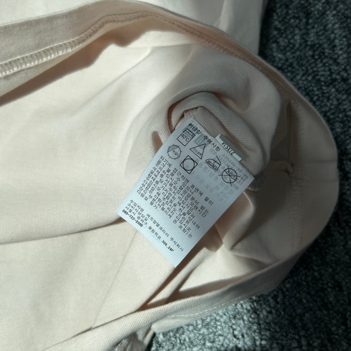 유니클로 x 원피스 25주년 굿즈 티셔츠 상품이미지8