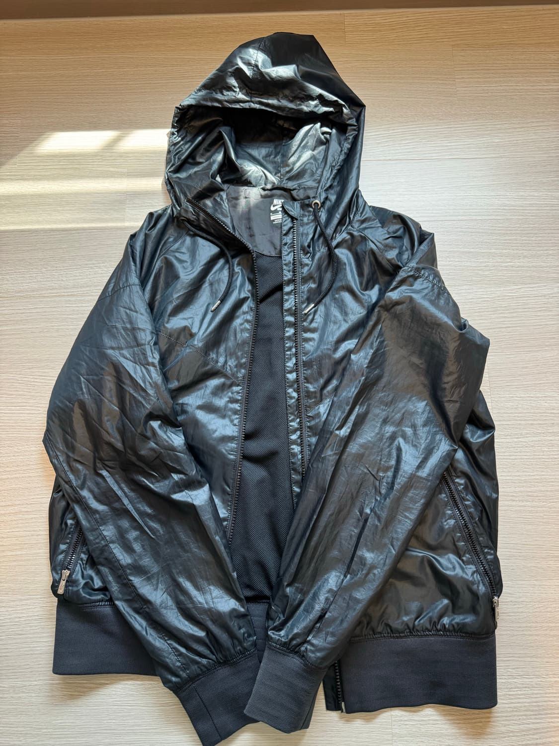 나이키 바람막이 후드 집업 M (95) 블랙 판매합니다 상품이미지1