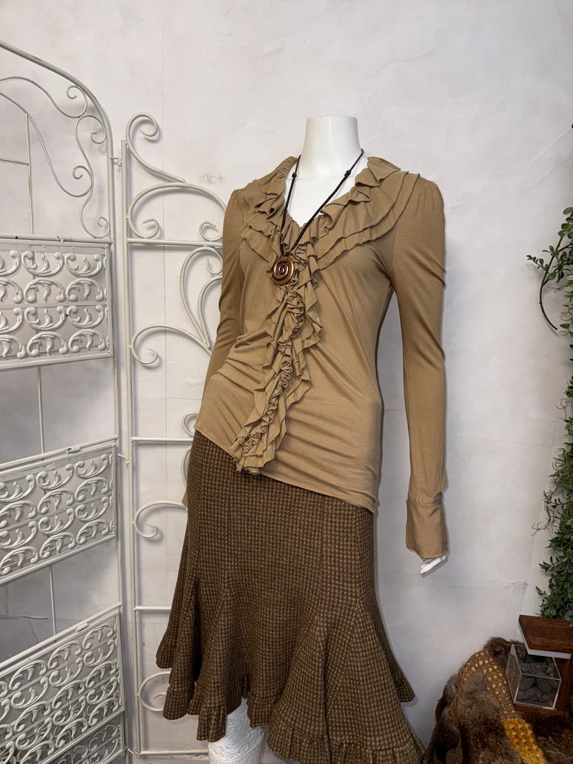 Ralph Lauren beige ruffle long sleeve 상품이미지1