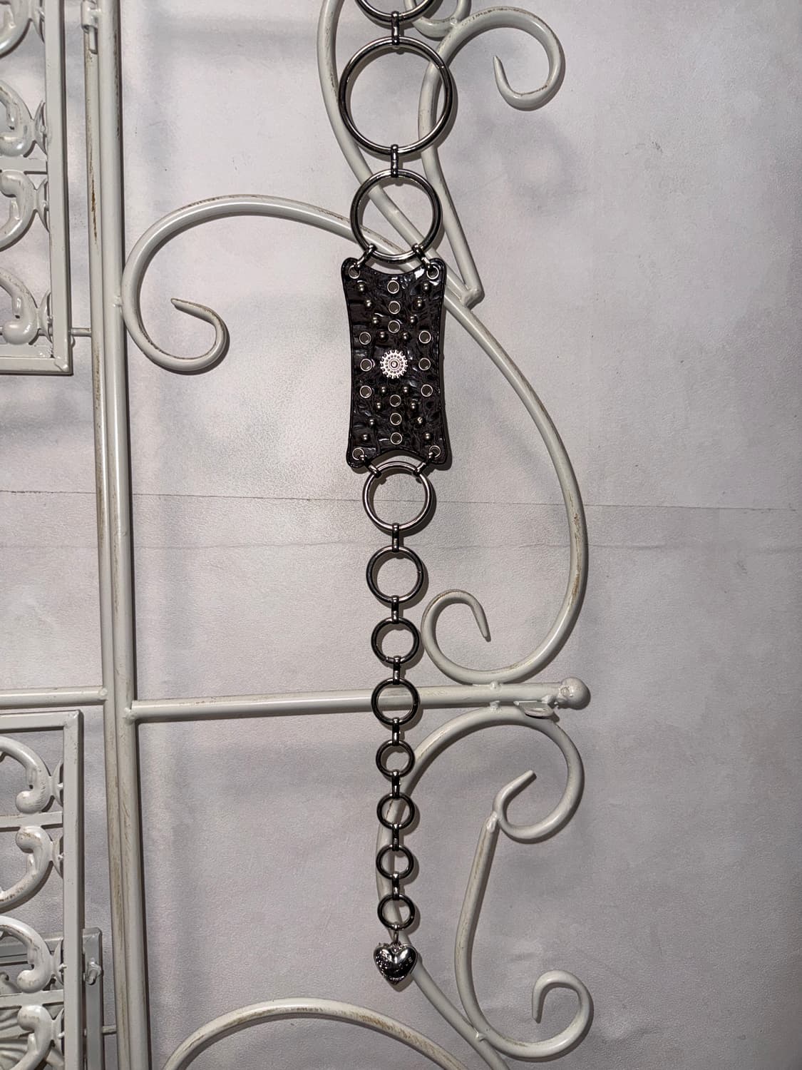 Dark brown oriental python stud chain 벨트 상품이미지5