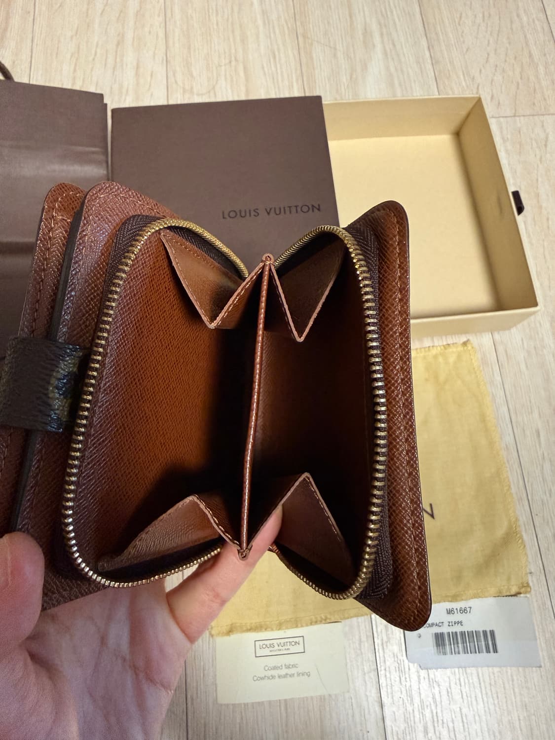 정품 루이비통 중지갑 상품이미지5