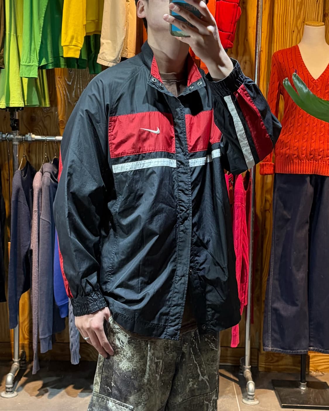 L 나이키 스우시 화이트/레드 배색 바람막이 상품이미지1