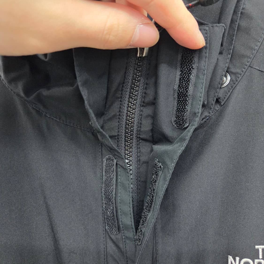 노스페이스 블랙 바람막이 자켓 남L 상품이미지5