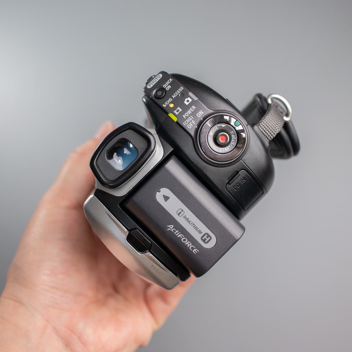 빈티지 캠코더 sony hdr sr11 (영상촬영본 캡쳐본 0) 상품이미지5
