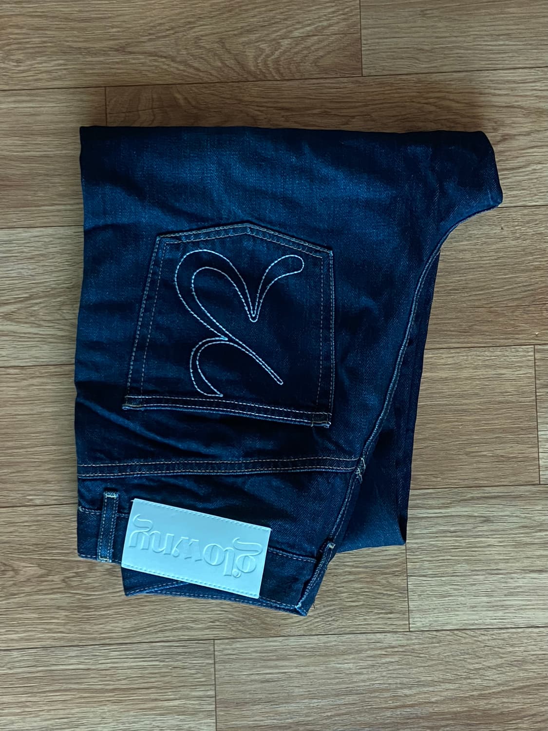 글로니 93 MID-RISE LOOSE FIT JEANS (INDIGO) 상품이미지3