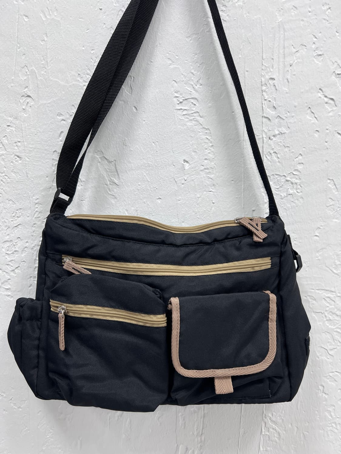 black multi zipper cross bag 상품이미지5