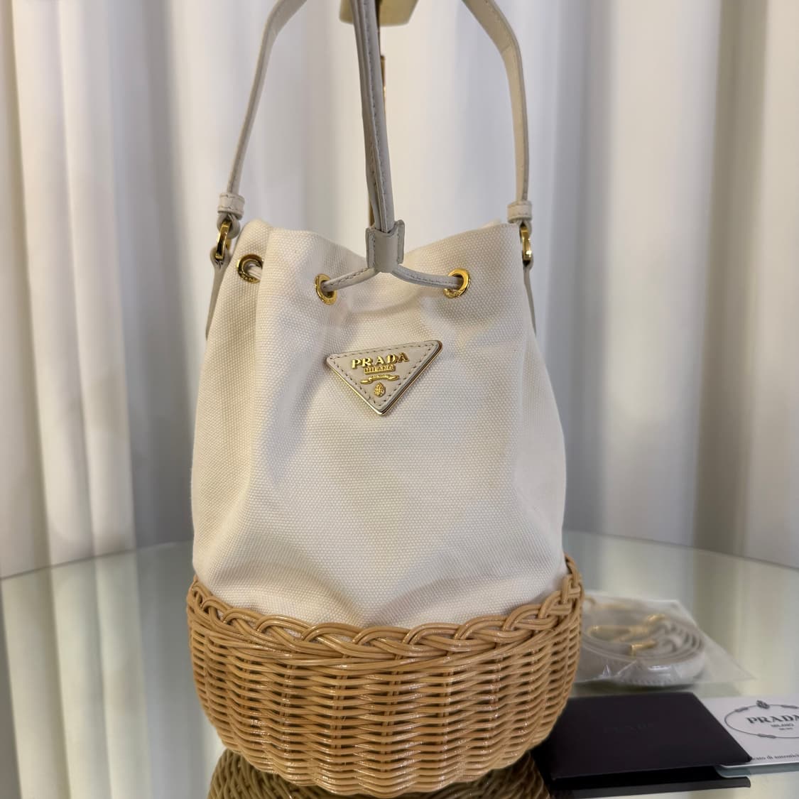 프라다 라탄 미니 버킷백 크로스백 1BH115 상품이미지4