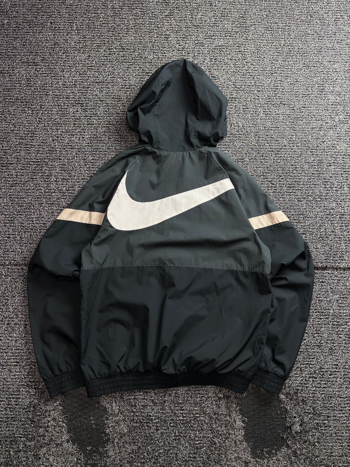 나이키 스우시 블랙 풀오버 우븐 아노락 3551 상품이미지5