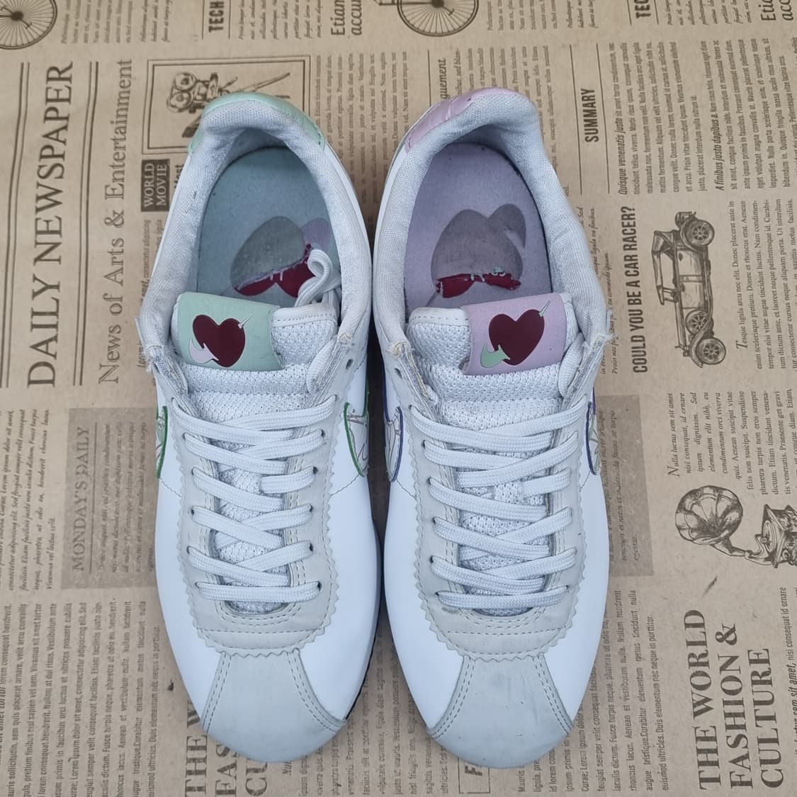 나이키 코르테즈 SE 여성운동화225 상품이미지2