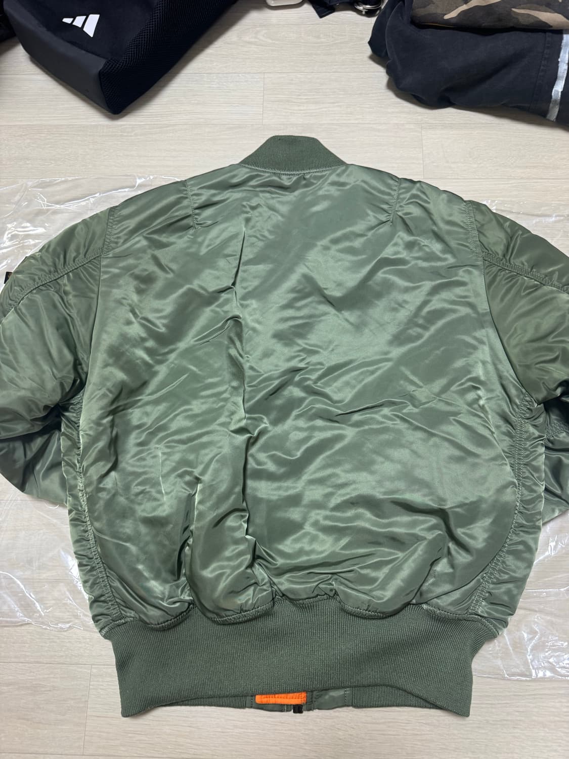 M] 알파인더스트리 MA-1 봄버 자켓 카키 세이지그린 상품이미지2