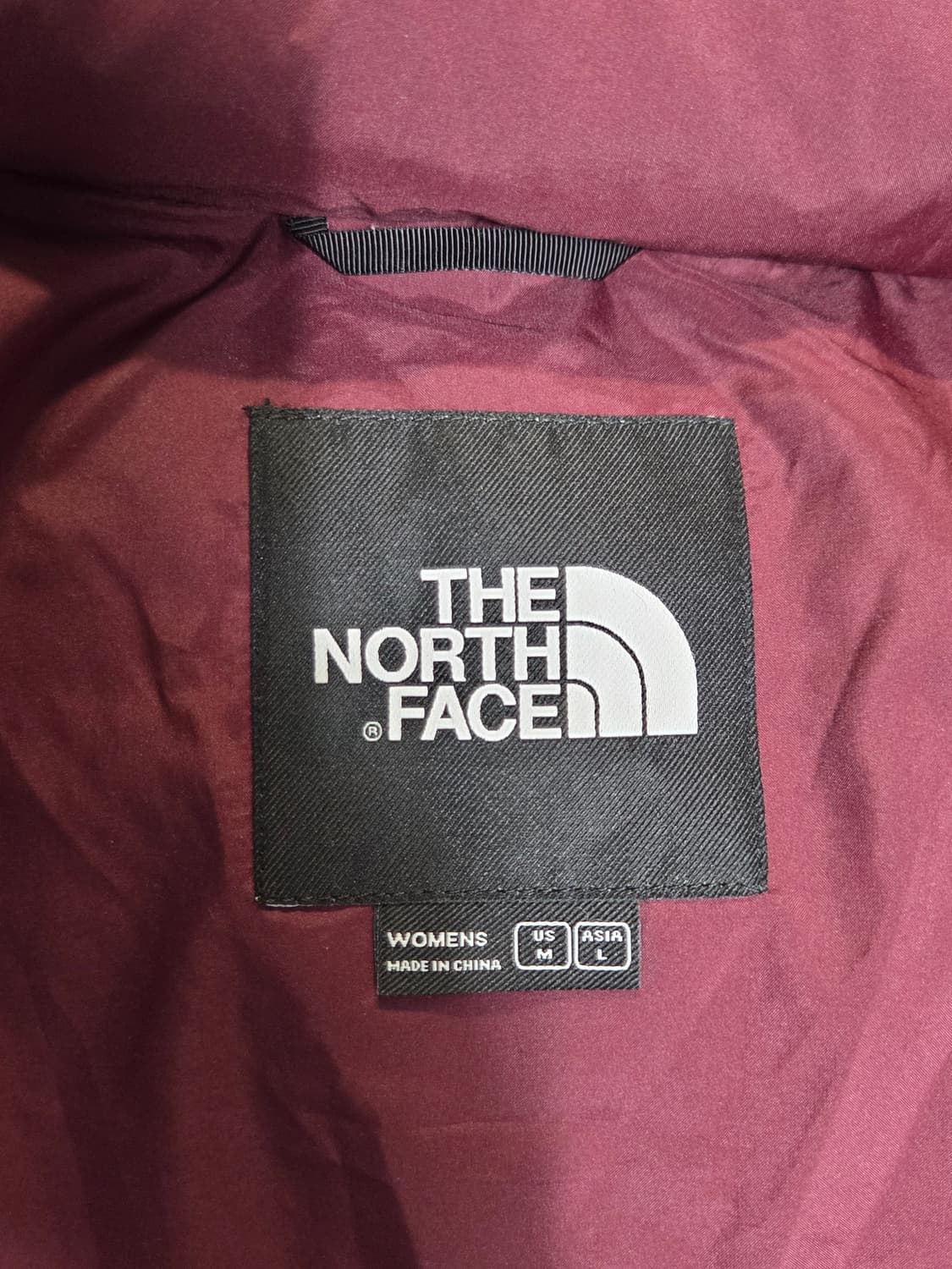 (새상품) [노스페이스] 구스다운 하프롱패딩 판매합니다. 상품이미지3