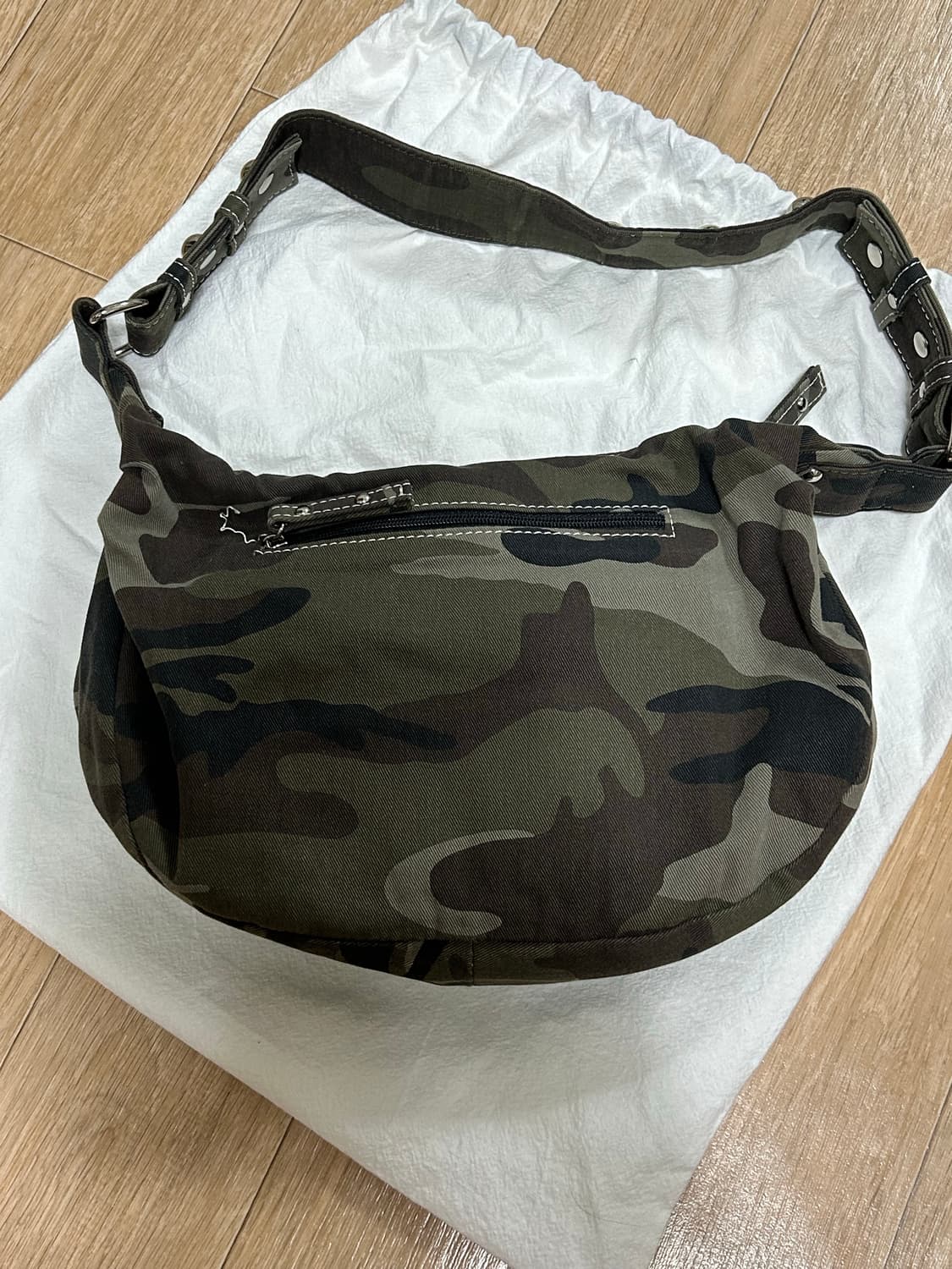 쓰리타임즈 조니 백 카모 상품이미지3