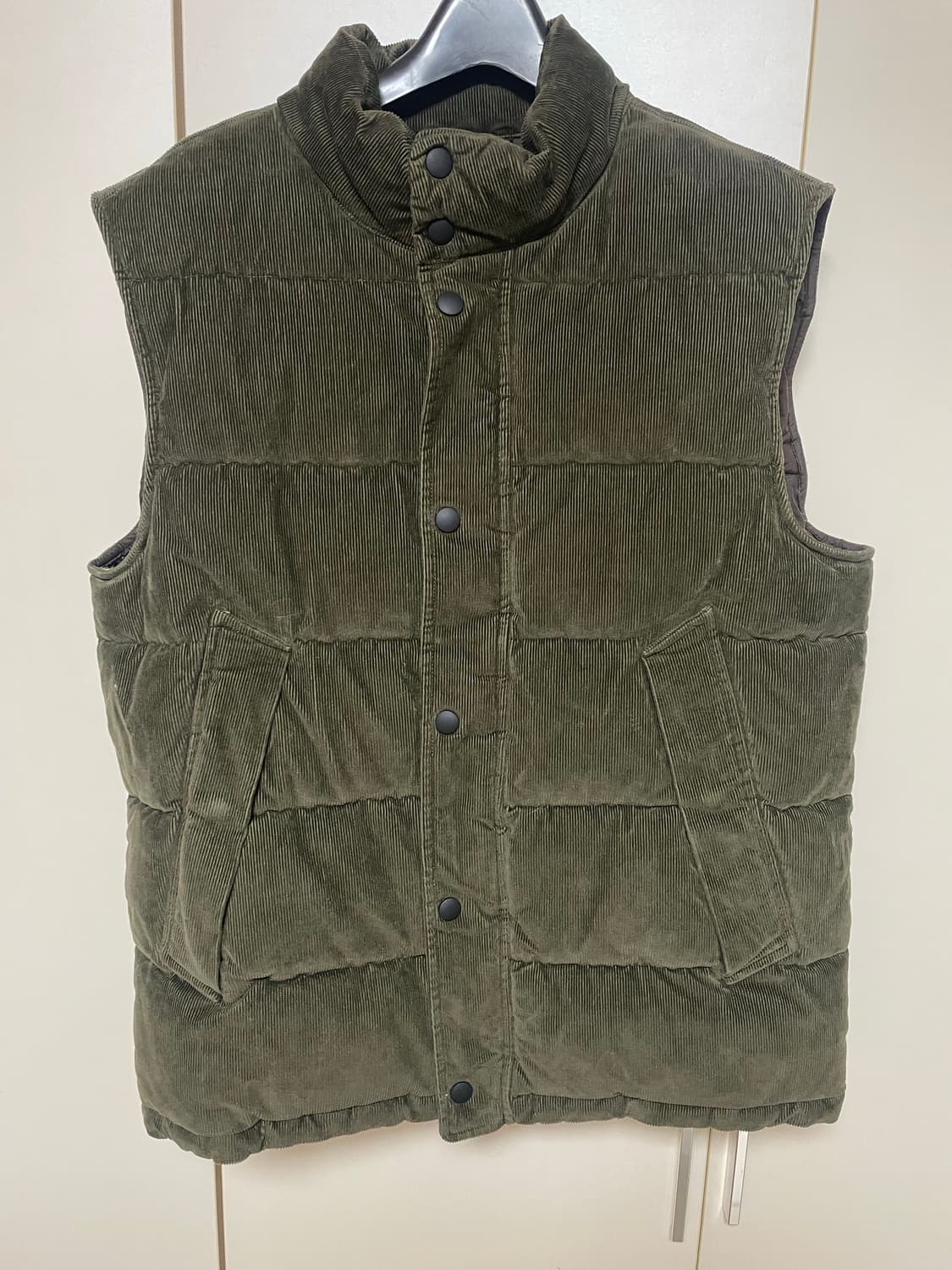 Banana republic 코듀로이 vest (솜패딩) M 상품이미지1