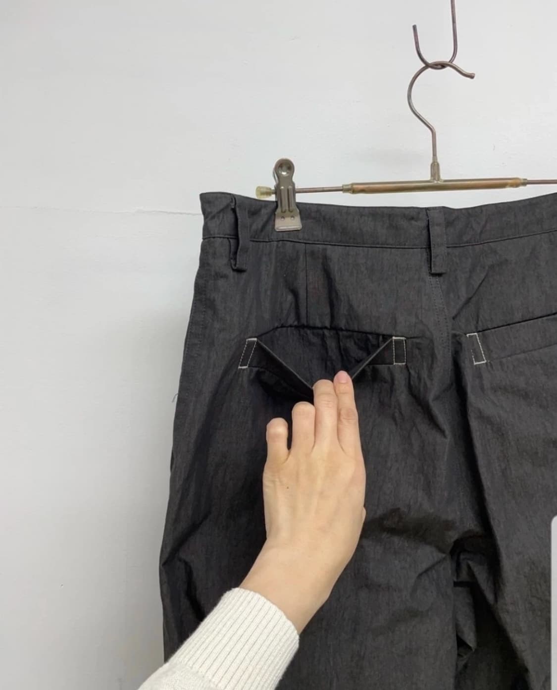 [판매] 비냘리스(Vignalis) 스티치 포인트 와이드 팬츠 (차콜) 상품이미지6