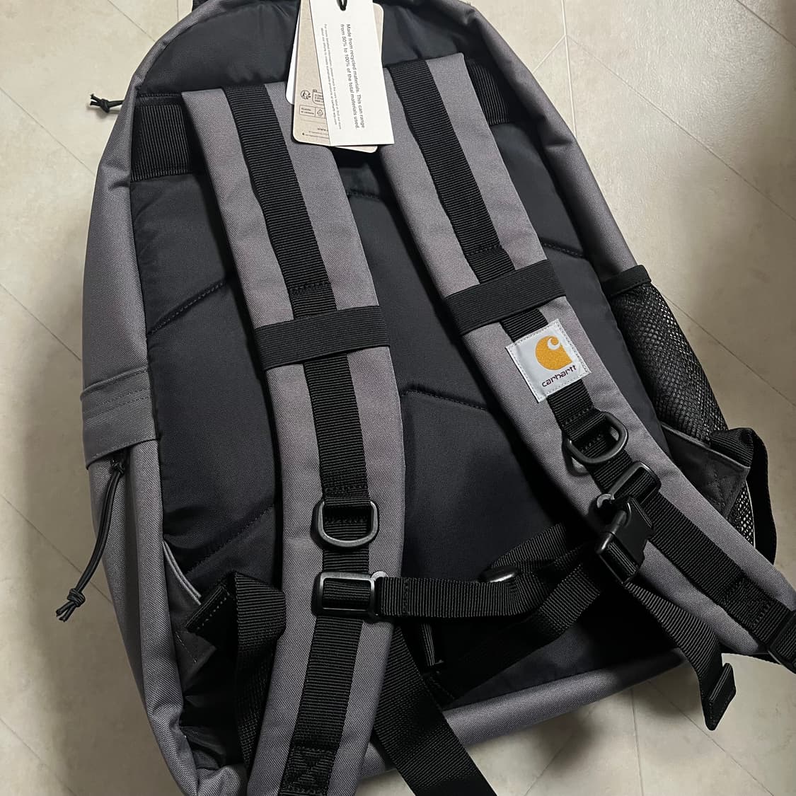 새상품(OS)칼하트WIP 로고 킥플립 백팩 만타 상품이미지3