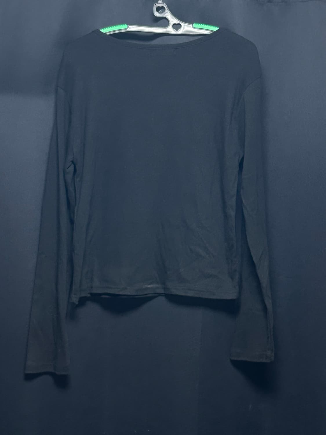 무지 블랙 롱슬리브 상품이미지2