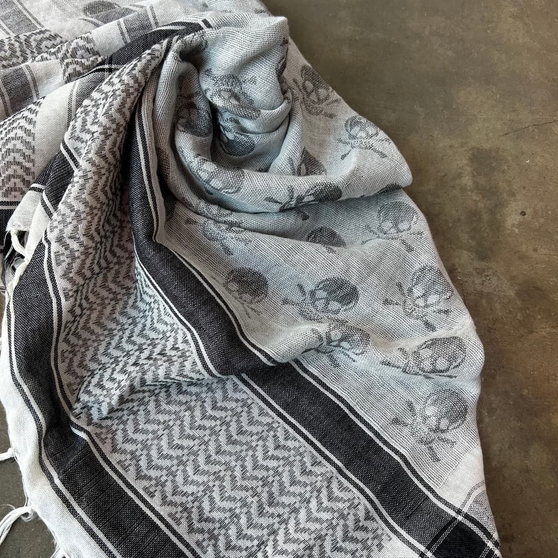 Black skull print stole muffler 상품이미지2