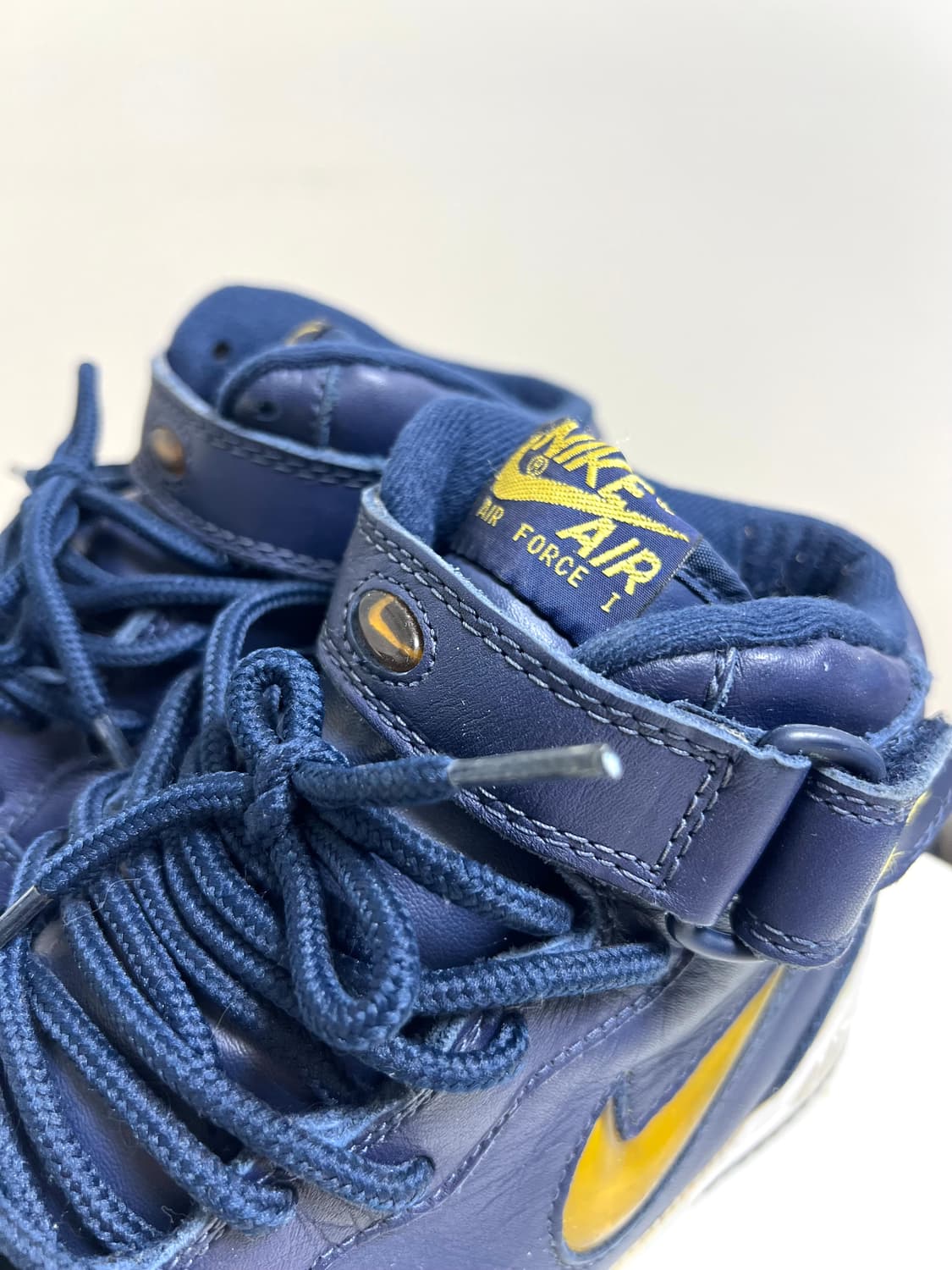 [270] 나이키 에어 포스 원 미드 남노 뽈록이 상품이미지3